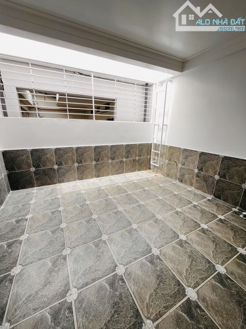 Bán nhà tdc Sao Sáng, khu phân lô tuyến 2 Ngô Gia tự - 7