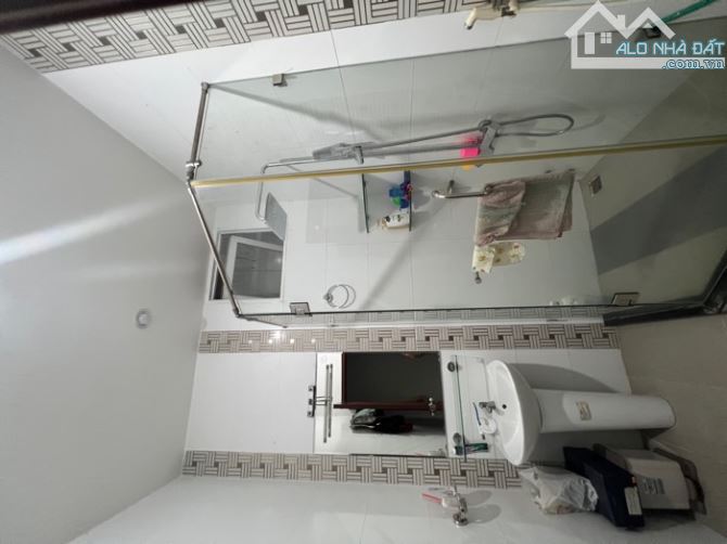 Bán nhà 3 tầng đường Dương Quảng hàm phường 5 quận gò vấp - 7