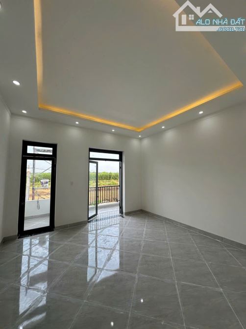 TẶNG BỘ NỘI THẤT CAO CẤP HOẶC GIẢM NGAY 100 TRIỆU - 8