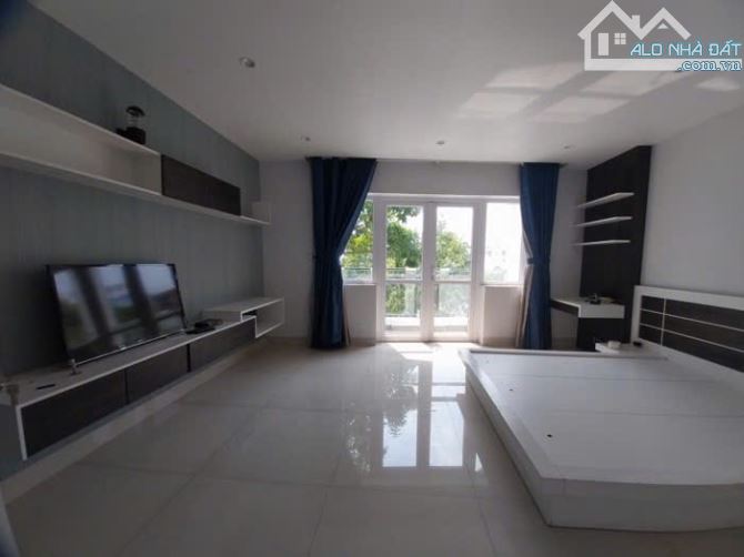 Nhà 4 tầng Mặt tiền đường LÊ THỊ RIÊNG, phường THỚI AN, Q12, dt 77,3m2 (5mx17m), Đường 30m - 9