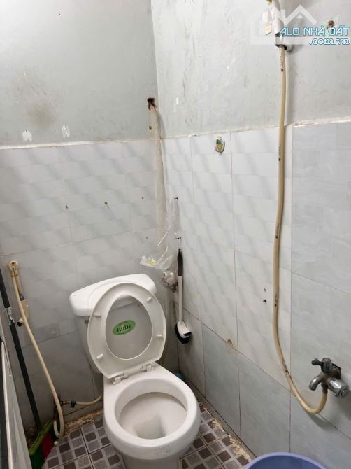 MẶT TIỀN KP8 THỊ TRẤN HÓC MÔN GIÁ RẺ 3.25 TỶ  DIỆN TÍCH 57m2 ( 3.9 x 14 ) full thổ - 9