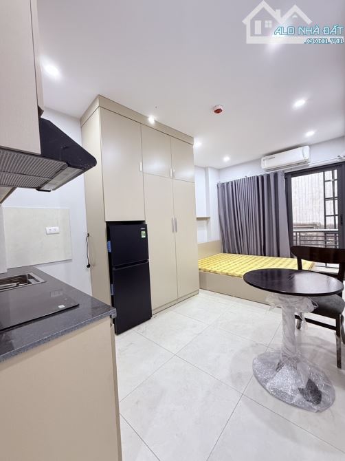 Bán căn hộ dòng tiền chung cư mini Giải phóng 3 thoáng 15 phòng dòng tiền 95tr/1 tháng DT - 9