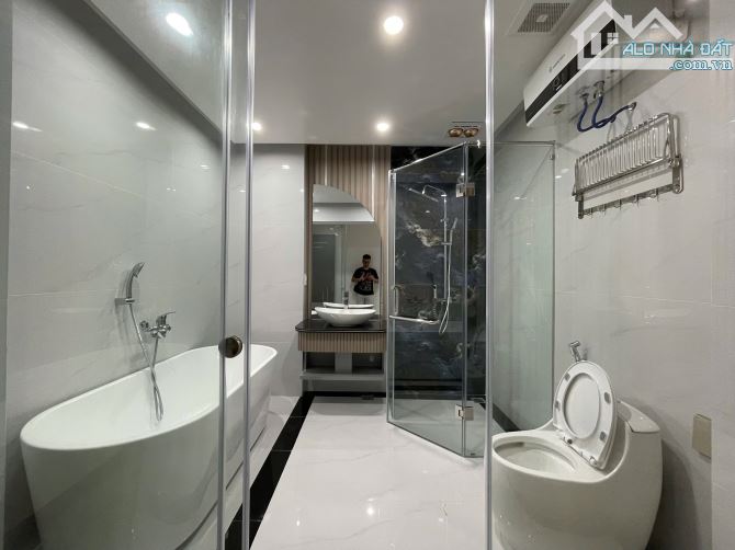 Nhà 4 tầng độc lập khu phân lô Ngô Gia Tự ngã 3 Văn Cao - 75m2 - Tây TT -8,5 tỷ thoả thuận - 9
