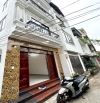 SIÊU PHẨM CÓ 102- LÔ GÓC - GIANG BIÊN 48- 5T-6 NGÙ - MỚI KOONG FULL CÔNG NĂNG - GIÁ 7,9 TỶ
