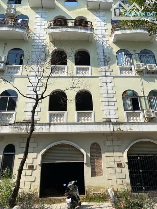 BÁN NHÀ 5 TẦNG_KHU ĐÔ NGHĨA_HÀ ĐÔNG_PHÂN LÔ VỈA HÈ_2 MẶT TIỀN ĐƯỜNG RỘNG 11M_100M