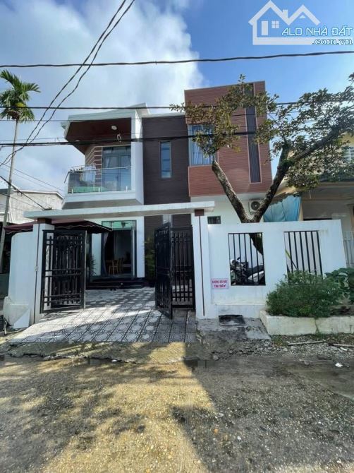 Bán Nhà 2 Tầng 2 Mặt Thoáng Nguyễn Hữu Cảnh - An Tây Đầy Đủ Nội Thất