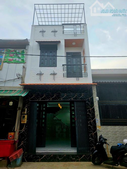 Bán Nhà 3 Tầng 56m² Hương Lộ 2, P.Bình Trị Đông A - 4x14m, 3PN, 3WC, Nhỉnh 5.Tỷ,