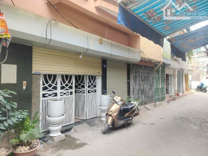 Nhà đẹp 4 tầng tại Trương Định, Hoàng Mai 84m2, MT 6m,ô tô đỗ cửa, chỉ hơn 11 tỷ