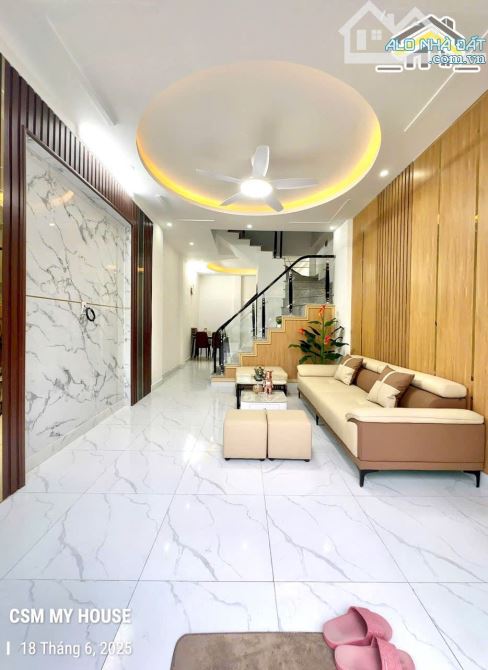 Mặt Ngõ Đằng Hải - 2,75 Tỷ - 3 Tầng - 2 ô tô tránh nhau