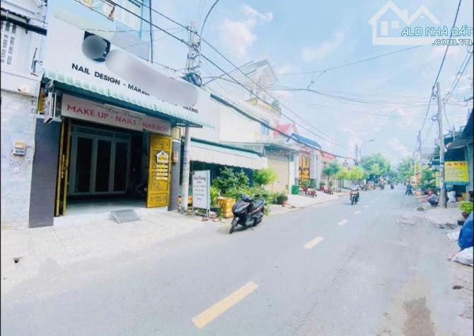 Mặt tiền đường nhựa 12m, 4 tầng, 4x17m, 4pn, 5wc xem là mê mua là lời.