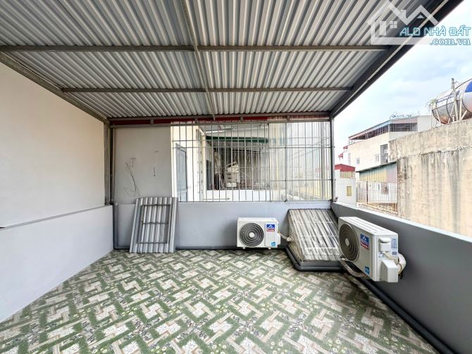 Bán Nhà Mới Xây Full NT,Ngõ Thông,KD Ở Ngô Thì Sỹ,HĐ.Ô Tô Vào Nhà.Gía 13Tỷ Có TL