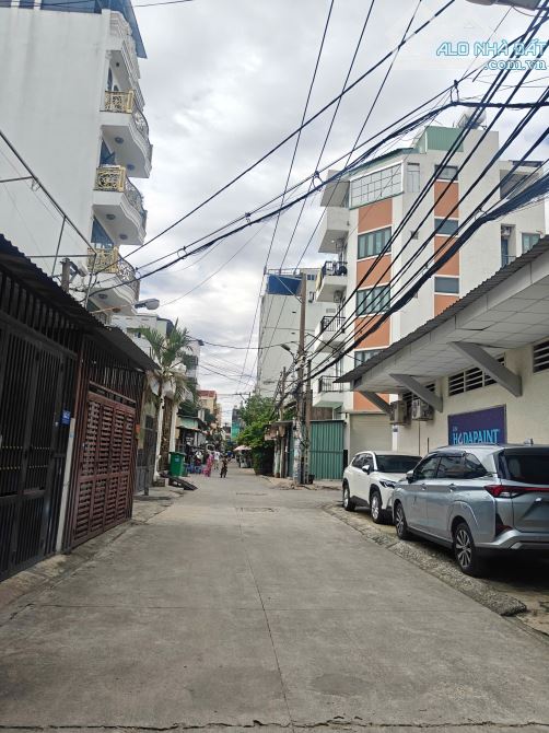 Nhà cấp 4 hẻm 5m đường Phan Văn Hớn sát khu 38ha, 4.5x20m, giá 6.1 tỷ TL