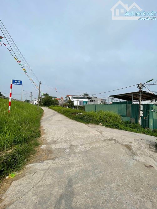 Bán đất mặt phố Liên Mạc 60m2, Oto tránh, View sông Hồng, ở sướng giá 7,95 tỷ