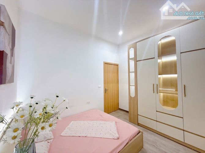 CẦN BÁN GẤP CĂN HỘ TT LÁNG TRUNG - ĐỐNG ĐA – 65 M2-LÔ GÓC 3 THOÁNG - 3,78 TỶ