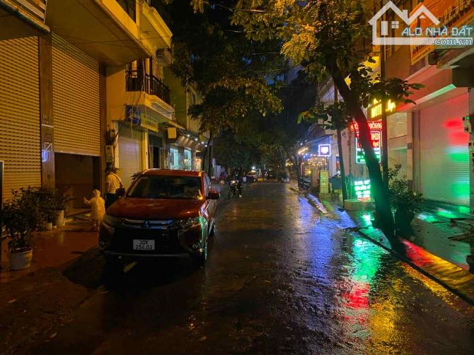 BÁN NHÀ DƯƠNG KHUÊ CẦU GIẤY 40m 6 TẦNG MT 4m VỈA HÈ KINH DOANH CHỈ 19 TỶ