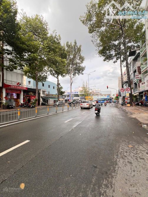 Duy nhất - MT Lê Hồng Phong, P.3, Quận 5. (4.2x20m) 5 tầng, Đoạn đẹp nhất. Chỉ 39 tỷ