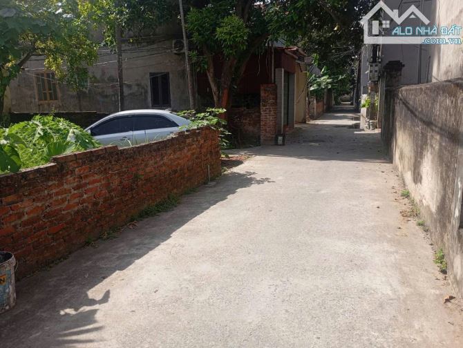 bán đất TÌNH QUANG -LONG BIÊN 65m2*mặt tiền 4,5m- đường ô tô thông bàn cờ  nhỉnh 5 tỷ(TL)