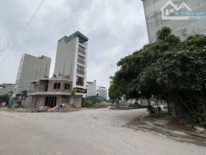 Đất dịch vụ dương nội 50m mt5m hướng đông nam, vỉ hè,ô tô tránh, kinh doanh, an sinh