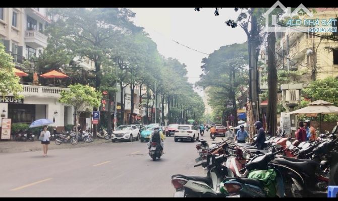 Phân lô Kinh doanh vỉa hè phố Trung Hoà, Cầu Giấy 96M MT gần 5M đang cho thuê 3 ô tô đỗ