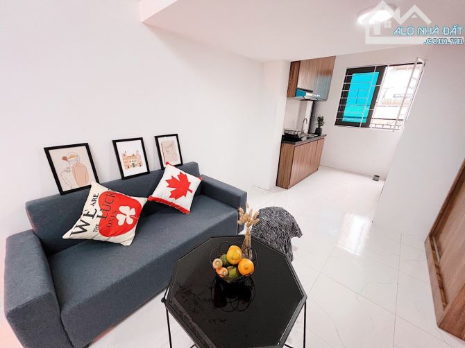 Tòa CHDV Vũ Trọng Phụng, 71m2*7T thang máy, MT 4M, 22 phòng KK, Gía 15.5 tỷ, lãi ~8%/năm