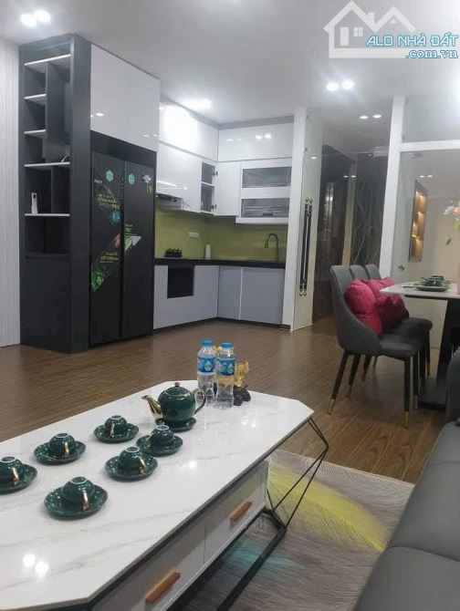 BÁN NHÀ NGÕ 164 VƯƠNG THỪA VŨ – 48M², MẶT TIỀN 5.1M – GIÁ 20,9 TỶ – PHÂN LÔ, OTO TRÁNH
