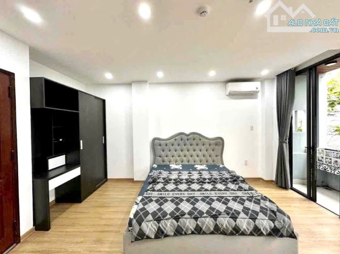 TÒA CĂN HỘ DÒNG TIỀN 6 TẦNG - ĐƯỜNG 7.5M BIỂN PHẠM VĂN ĐỒNG - DOANH THU ỔN