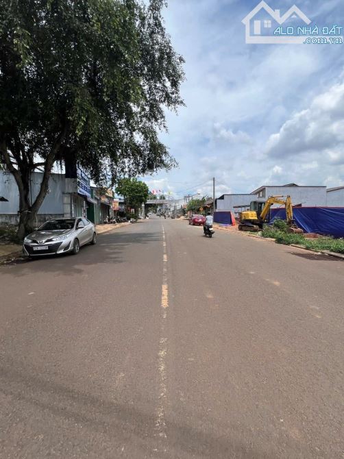 📣Bán Đất 7.8x20m góc 2 Mặt tiền Y Moan Buôn Ma Thuột 6tỷ500tr 🚗đường nhựa rộng qh 24m,