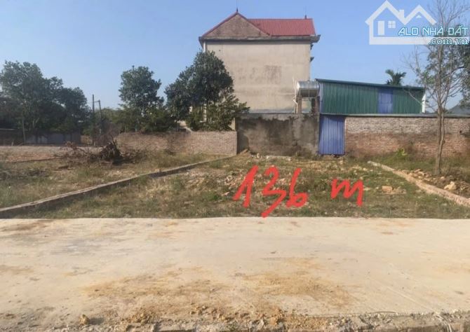 siêu rẻ: 14,x tr/m2 có lô 136m2 Phú Ninh-Minh Phú - Sóc Sơn