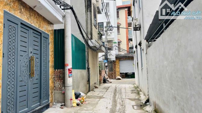 BÁN NHÀ NGỌC TRỤC NAM TỪ LIÊM 59m 12 TỶ 5 TẦNG MT 9.4m. CCMN DÒNG TIỀN 50TR/ THÁNG
