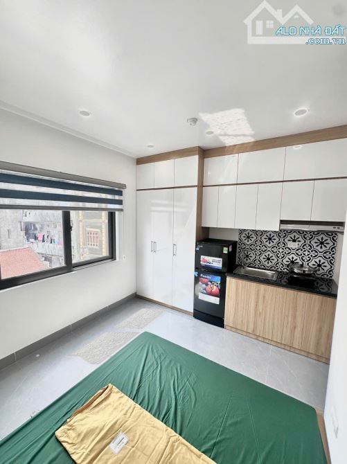 Bán Toà CHDV Khúc Thừa Dụ 59m² x 7T, 15 Phòng, Dòng Tiền 60 Triệu/Tháng, 2 Mặt Thoáng