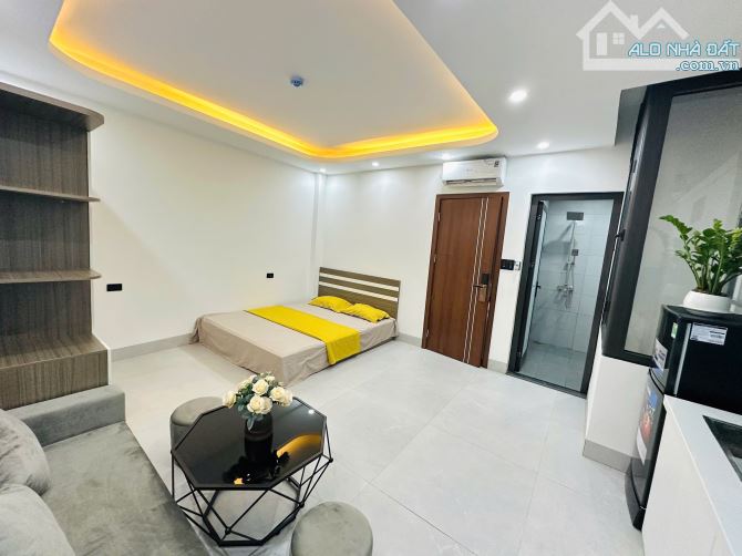 Bán Toà CHDV Nguyễn Phong Sắc 70m² x 7T, 17 Phòng, Dòng Tiền 65 Triệu/Tháng, PCCC