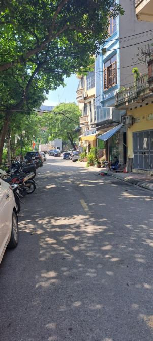 CHỈ 6.x TỶ, 5 TẦNG LÔ GÓC, 2 MẶT THOÁNG, OTO TRÁNH/VÀO NHÀ, MỖ LAO, HÀ ĐÔNG