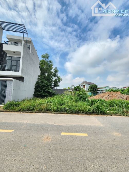 2Tỷ480__84,3m2 👉 Mặt Tiền Kinh Doanh OK__Bán đất Mặt tiền đường Tân Hiệp, gần Liên Huyện
