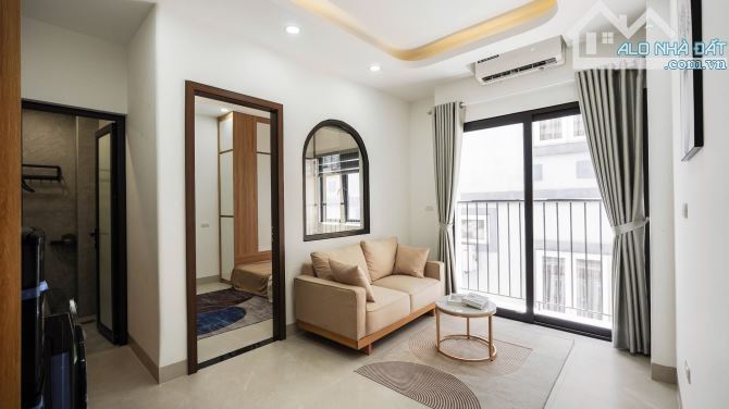 TOÀ CCMN MỚI CẦU GIẤY 70M2 - 7 TẦNG- MT 15M- NGÕ OTO TRÁNH- DÒNG TIỀN 90TR/TH- GIÁ 23,8 TỶ