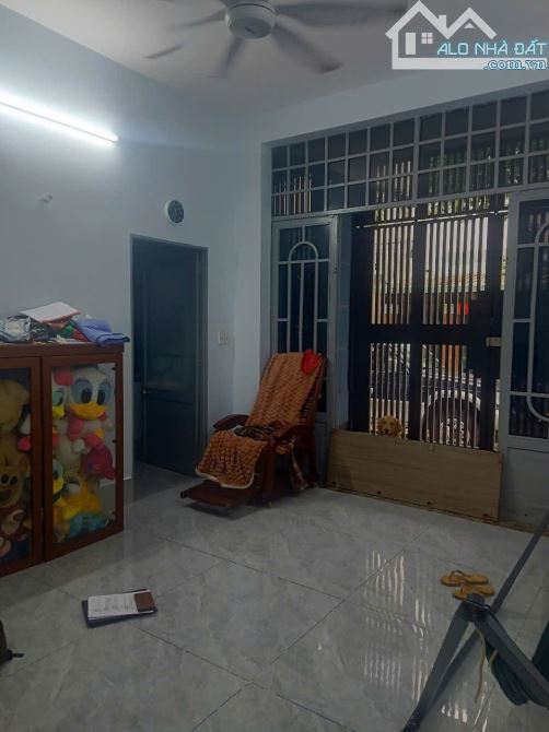 Hưng Lân, Bà Điểm, Hóc Môn, 6 ngủ, xe tải đỗ cửa, 85m, 2 tầng, chỉ 6,8 tỷ.