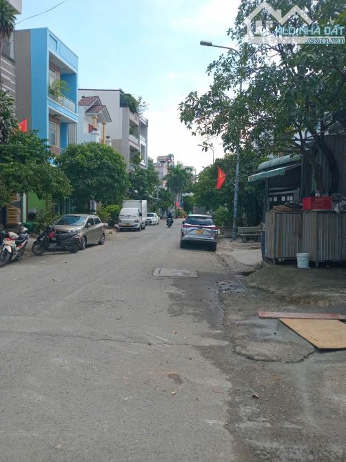 Bán nhà góc 2MT HXH Ngô Chí Quốc, Bình Chiểu, Thủ Đức: 4 x 15,2m, giá 6,5 tỷ
