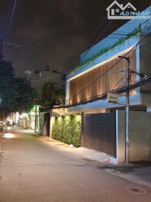 *Bán nhà đường Chu Văn An, đối diện bệnh viện Phụ Sản, dt 66m2 (ngang 10m), giá 10,5 Tỷ