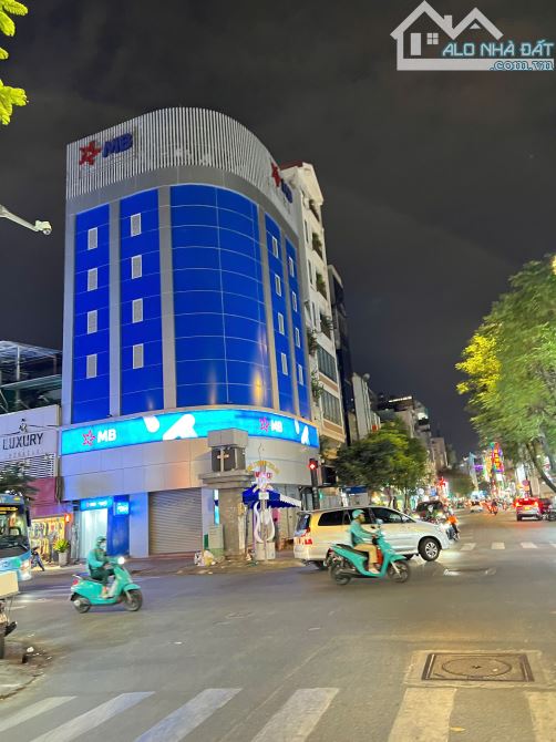 Bán Tòa Building góc 2 mặt tiền Huỳnh Tịnh Của (7x20m) - Hầm 8 tầng - HĐT 180tr/th - 45 Tỷ