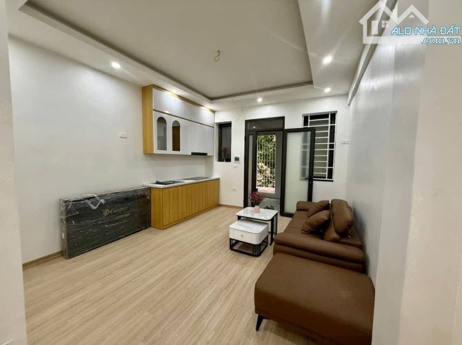 (HIẾM) Bán Nhà Tập Thể A7 Đại học Sư Phạm Hà Nội, Cầu Giấy, 65m2, 3PN, Tầng 3, giá 3.75 tỷ