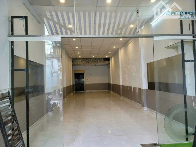 Nhà mặt tiền Nguyễn Suý gần chợ Tân Hương (4x20m, 1 trệt mới), giá 12 tỷ