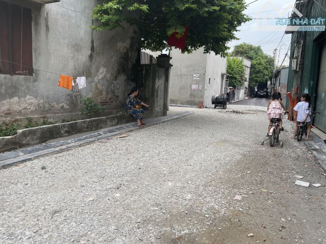 Bán đất Đông Anh, đường thông ô tô đỗ, ngay quốc lộ 3, hơn 4 tỷ