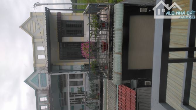 Bán nhà Thới tam thôn, 52m2, 2 tầng, hẻm xe hơi, 1.65 tỷ
