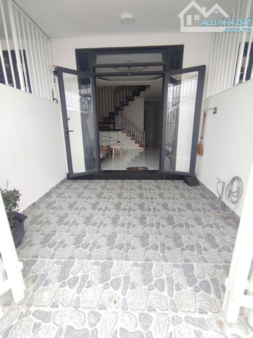 Bán nhà phường 8 đà lạt đường ô tô giá 2 tỷ 950 triệu xây 2 tầng kiên cố