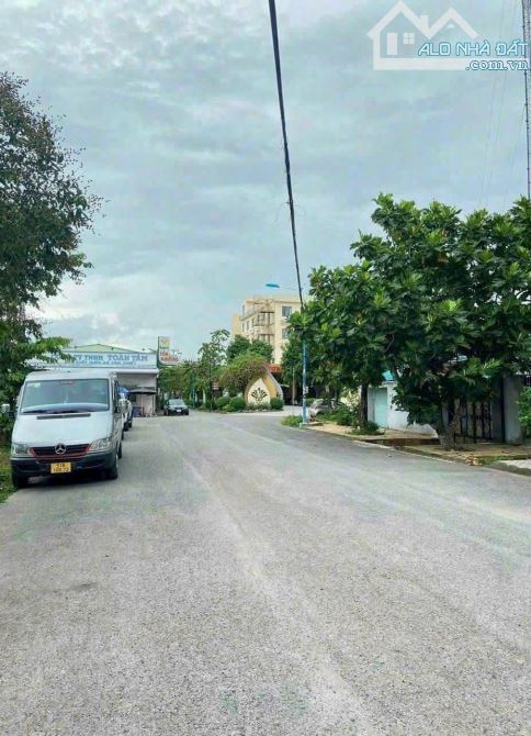 BÁN NỀN ĐƯỜNG NGUYỄN HỮU CẦU, CỒN KHƯƠNG, CÁI KHẾ