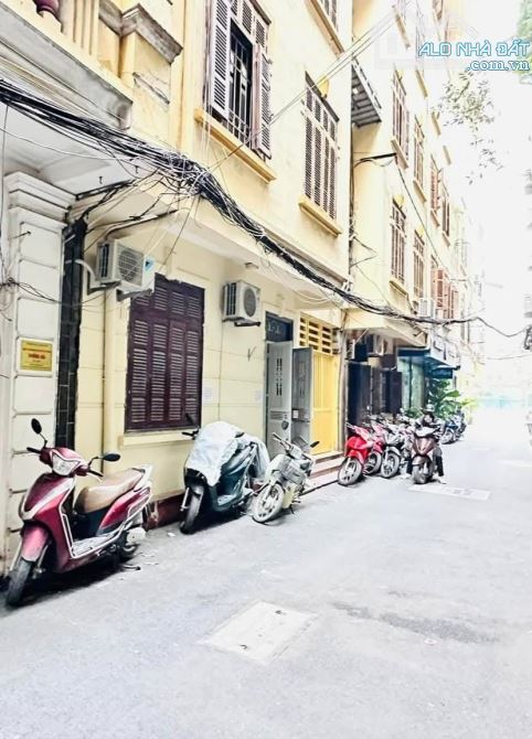 BÁN NHÀ PHÂN LÔ THANH XUÂN, Ô TÔ, 2 THOÁNG TRƯỚC SAU NGÕ THÔNG 40M2 - 4 TẦNG GIÁ 12.X TỶ