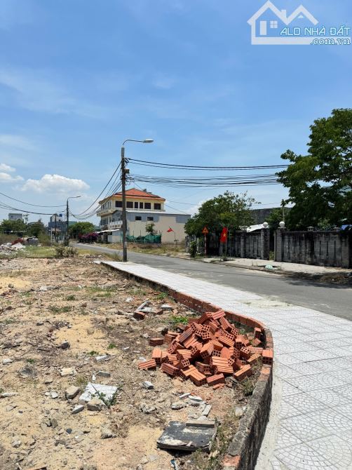 Bán lô đất 281m 2 mặt tiền đường Nguyễn Phạm Tuân Đông Hải 6 sát Biển Tân Trà ngang 14m
