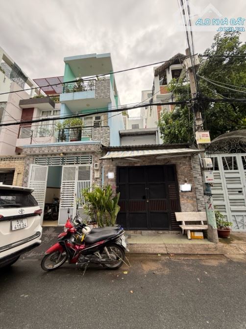 🏡 BÁN NHÀ MẶT TIỀN ĐƯỜNG SỐ 33 – TÂN KIỂNG, QUẬN 7 – GIÁ CHỈ 8.9 TỶ