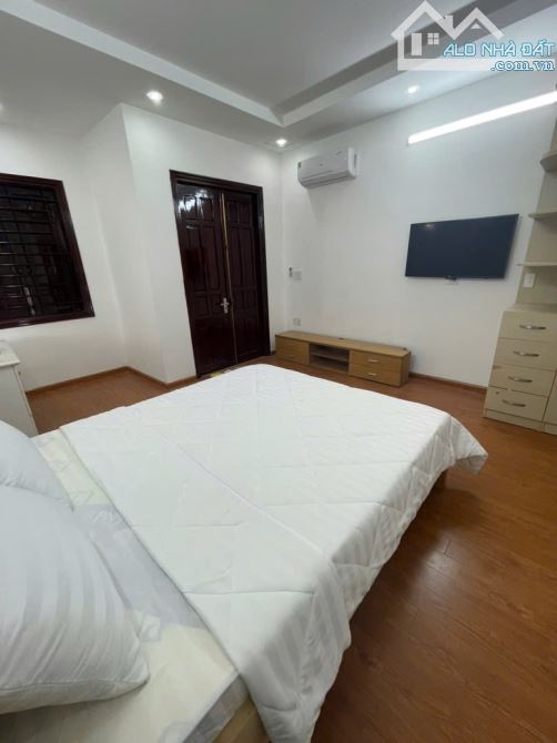 NHÀ 4PN HXH SÁT MẶT TIỀN ĐƯỜNG NGUYỄN THỊ KIỂU PHƯỜNG HIỆP THÀNH QUẬN 12 CHỈ NHỈNH 5 TỶ - 10