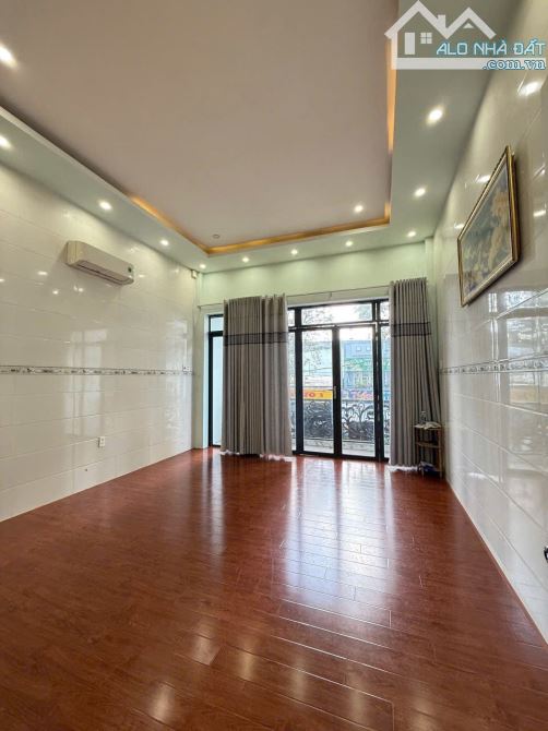 Cho Thuê Nhà Trệt Lầu Sân thượng đường số 3 KDC Hồng Phát - Cách Nguyễn Văn Cừ 25m - 10