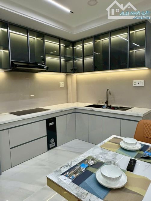 80m2, GIẢM MẠNH 1 TỶ, NHÀ 6 TẦNG, ĐƯỜNG 8M, 1/ PHAN HUY ÍCH, P12 GÒ VẤP, 11.x TỶ - 10